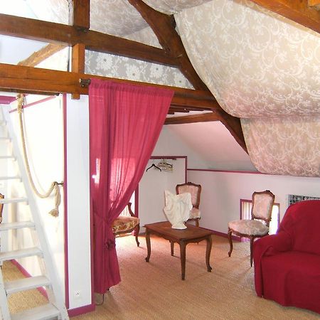 Le Relais Du Mont Chauve Bed & Breakfast Caumont-Sur-Aure Екстериор снимка