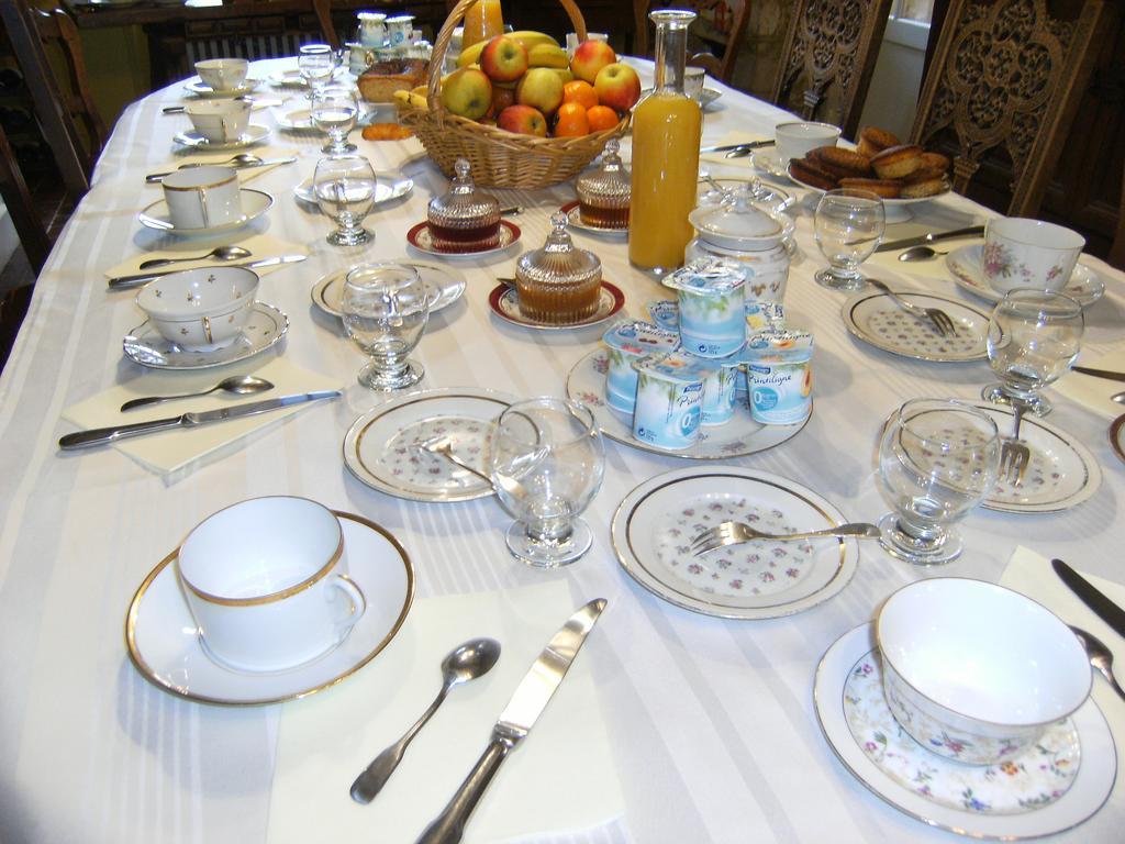 Le Relais Du Mont Chauve Bed & Breakfast Caumont-Sur-Aure Екстериор снимка