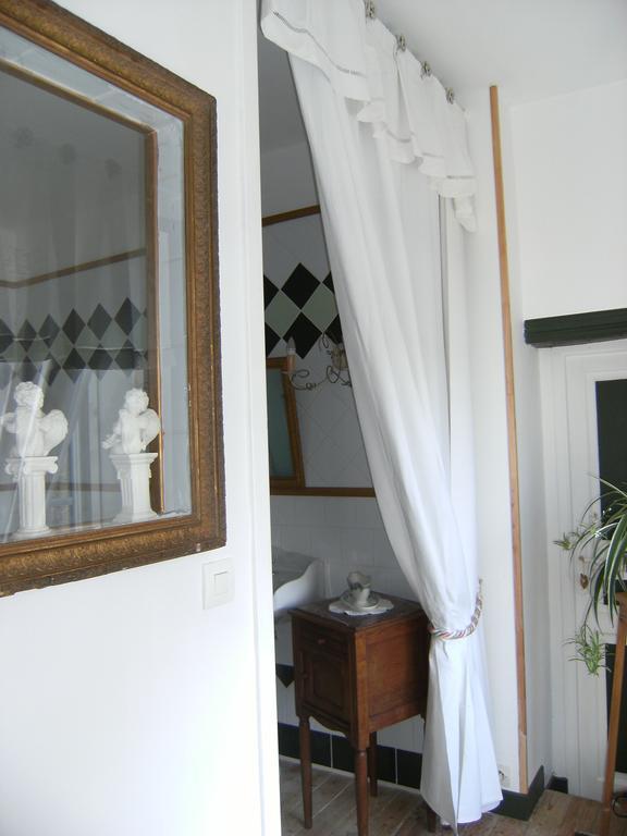 Le Relais Du Mont Chauve Bed & Breakfast Caumont-Sur-Aure Екстериор снимка
